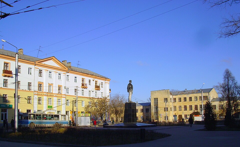 Архивный вид площади Маяковского в Дзержинске Нижегородской области