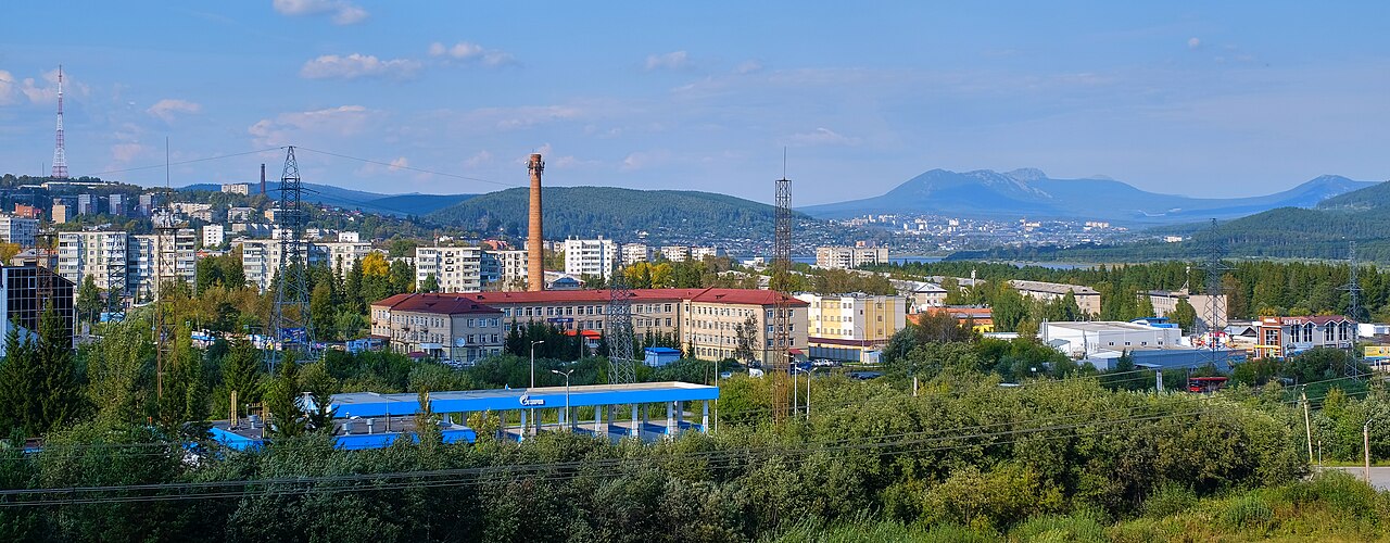 Архивный вид южной части Златоуста
